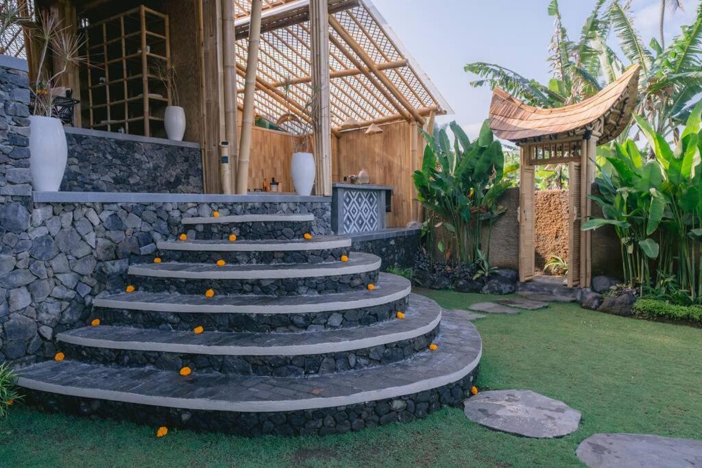 Villa Makerti Bali~Bamboo House à Selat Extérieur photo