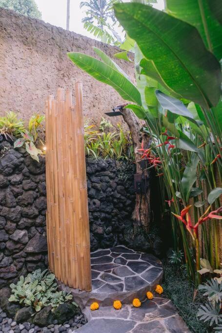 Villa Makerti Bali~Bamboo House à Selat Extérieur photo