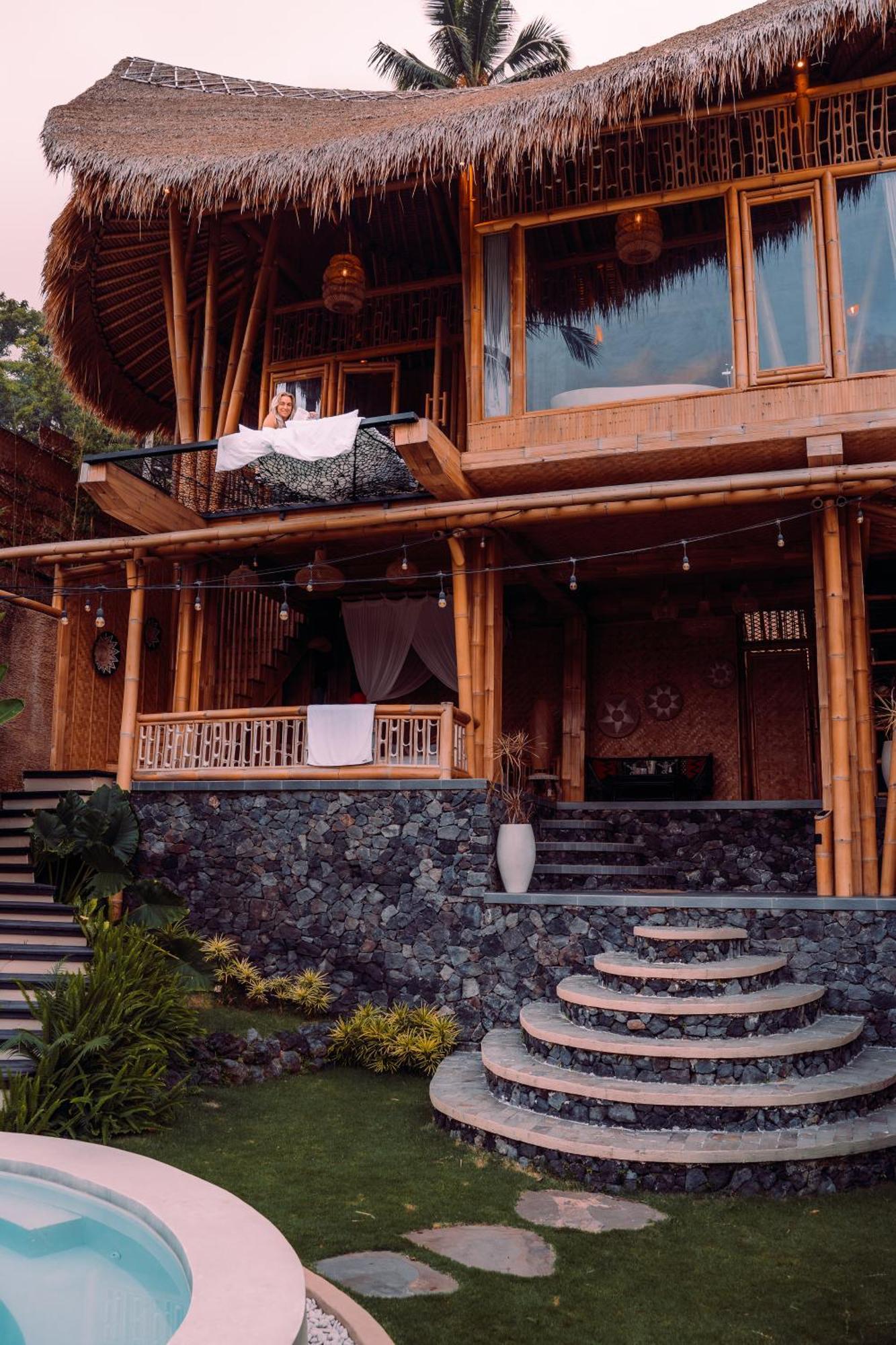 Villa Makerti Bali~Bamboo House à Selat Extérieur photo