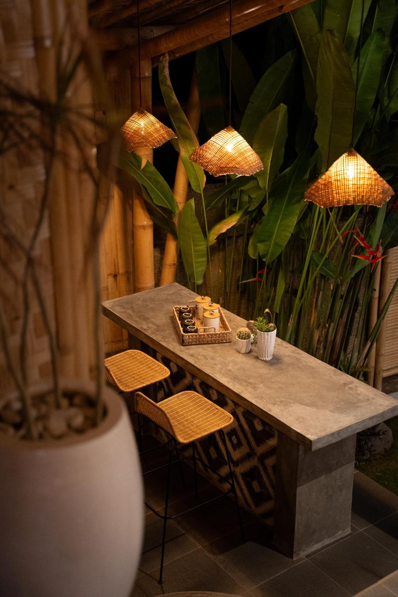 Villa Makerti Bali~Bamboo House à Selat Extérieur photo