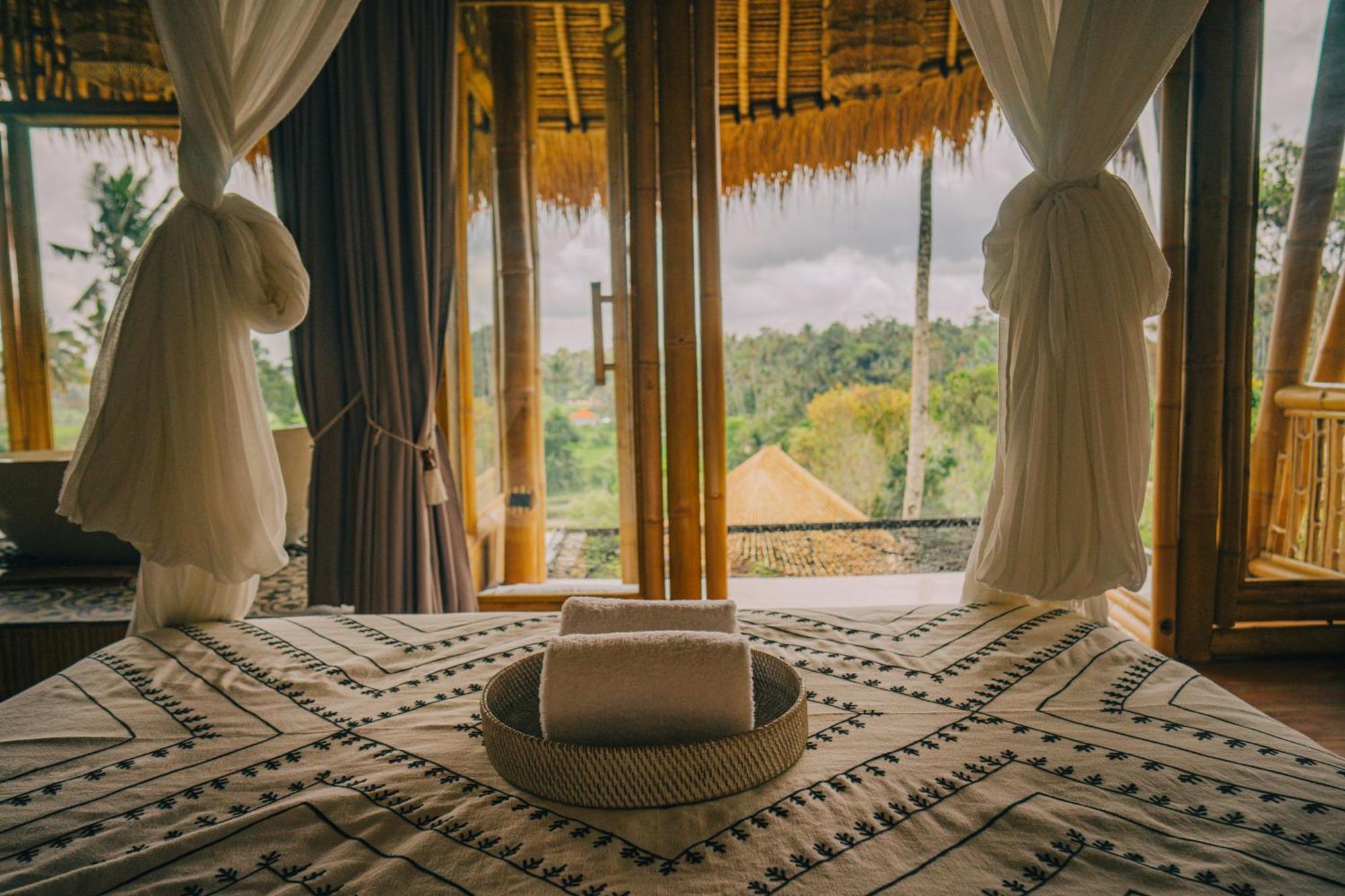 Villa Makerti Bali~Bamboo House à Selat Extérieur photo